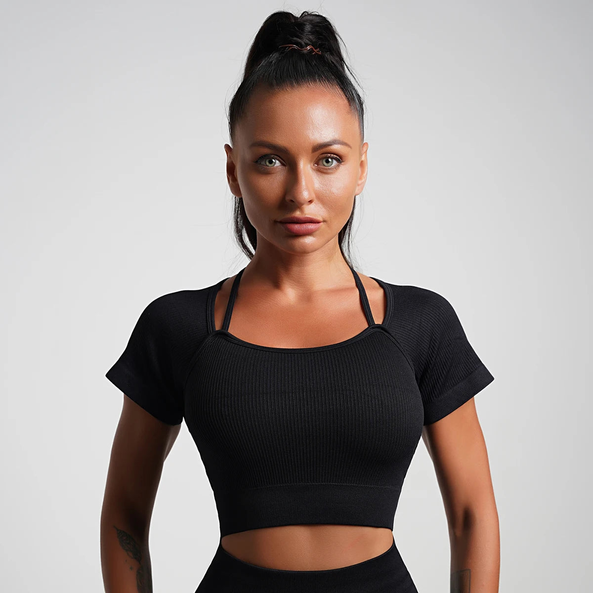 LUCINDA SEAMLESS CROP TOP